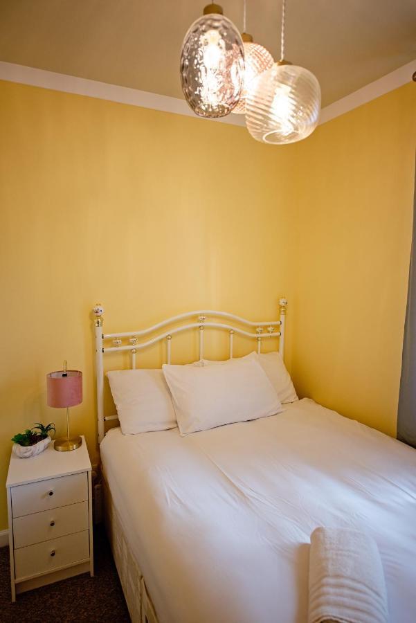 Cosy One Bedroom Flat In City Center Эдинбург Экстерьер фото